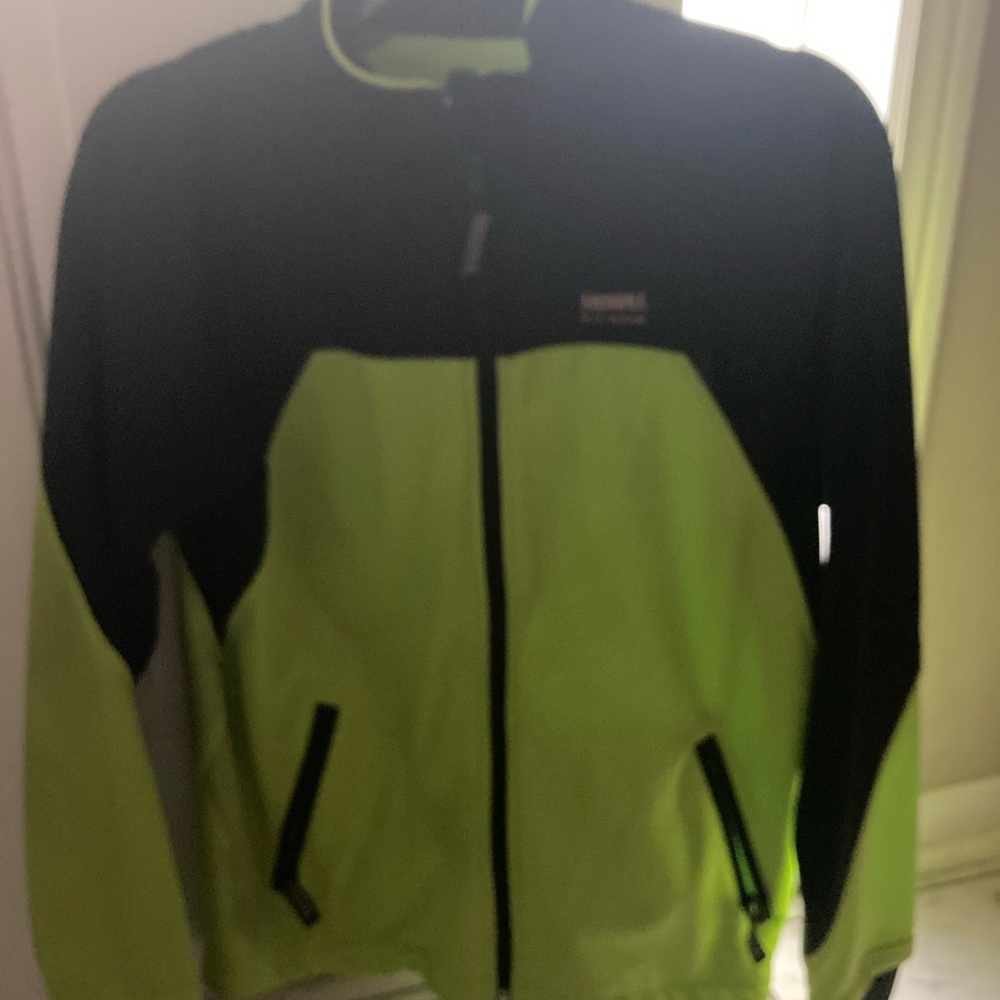 Running Room warmer running jacket with thumb holes-Women M